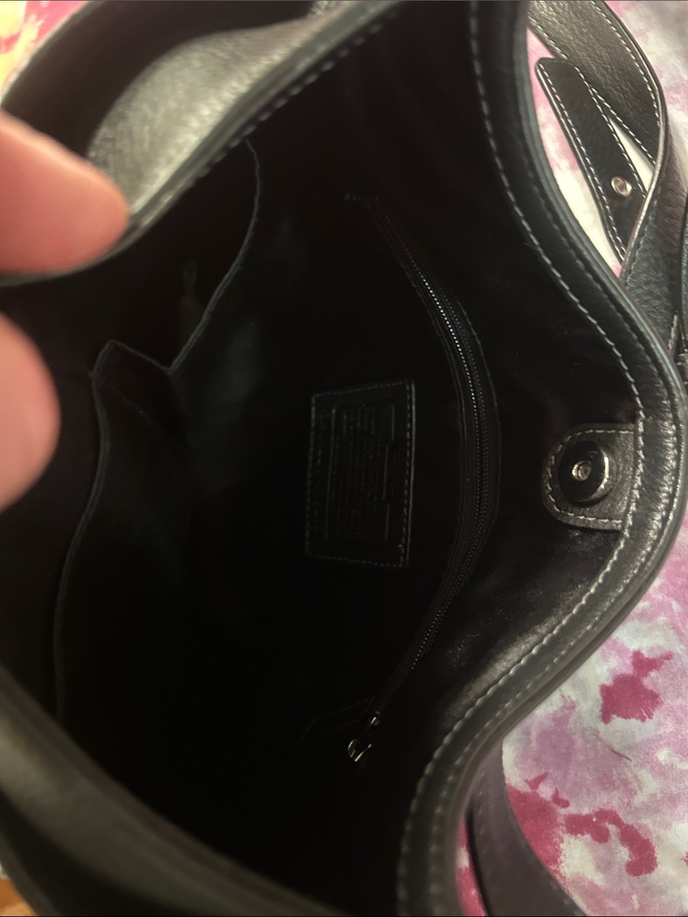 2 Coach purses ! - Picture 7 of 9
